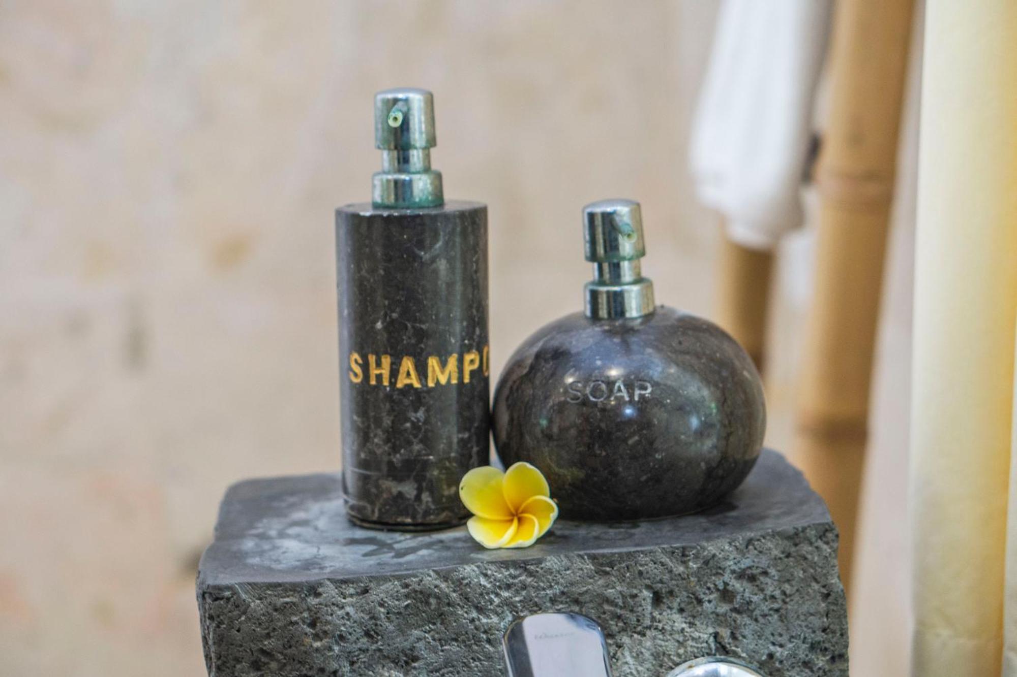 Gita Maha Ubud Hotel By Mahaputra-Chse Certified Екстериор снимка